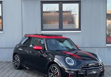 Mini John Cooper Works 4.001 km 39.760 &euro; Landshut-Ergolding 84030