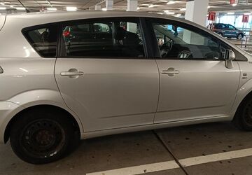 Toyota Corolla Verso 235.000 km 3.900 &euro; Kammerstein 91126