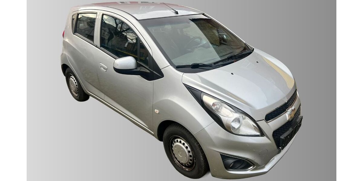 Chevrolet Spark 104.000 km 3.490 &euro; Dresden 01139