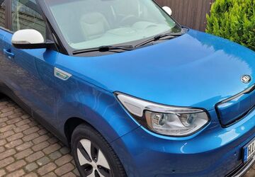 Kia Soul 125.500 km 4.900 &euro; Bad Salzdetfurth 31162