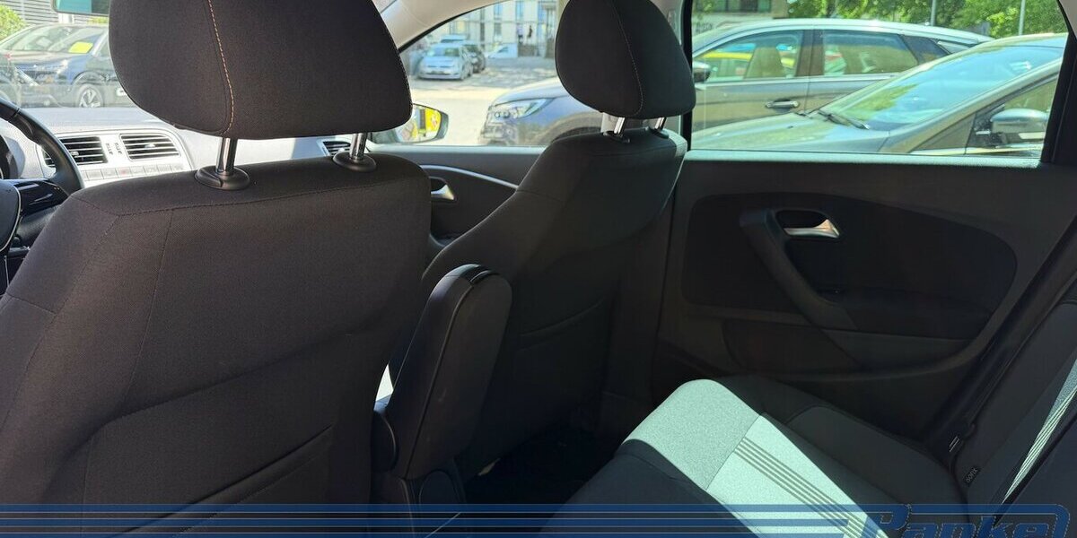 VW Polo Allstar*Klima*SHZ*Car-Play*Touch*PDCv+h 96.546 km 8.890 &euro; Berlin 13187