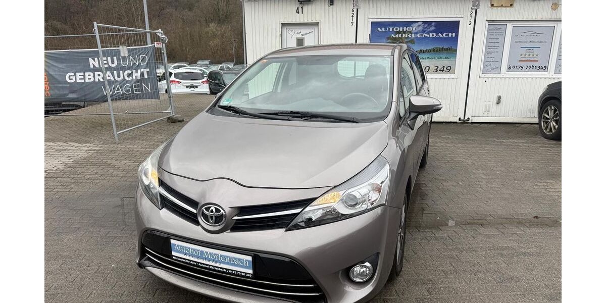 Toyota Verso 142.000 km 8.499 &euro; Mörlenbach 69509