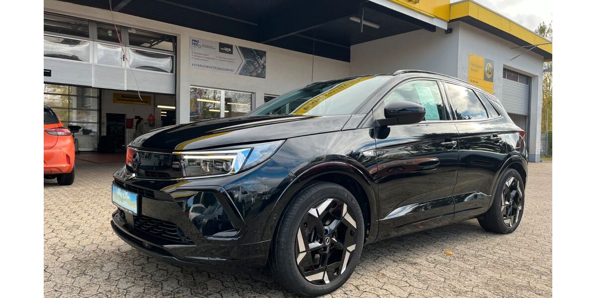 Opel Grandland (X) 50.800 km 25.990 &euro; Bad Wildungen 34537