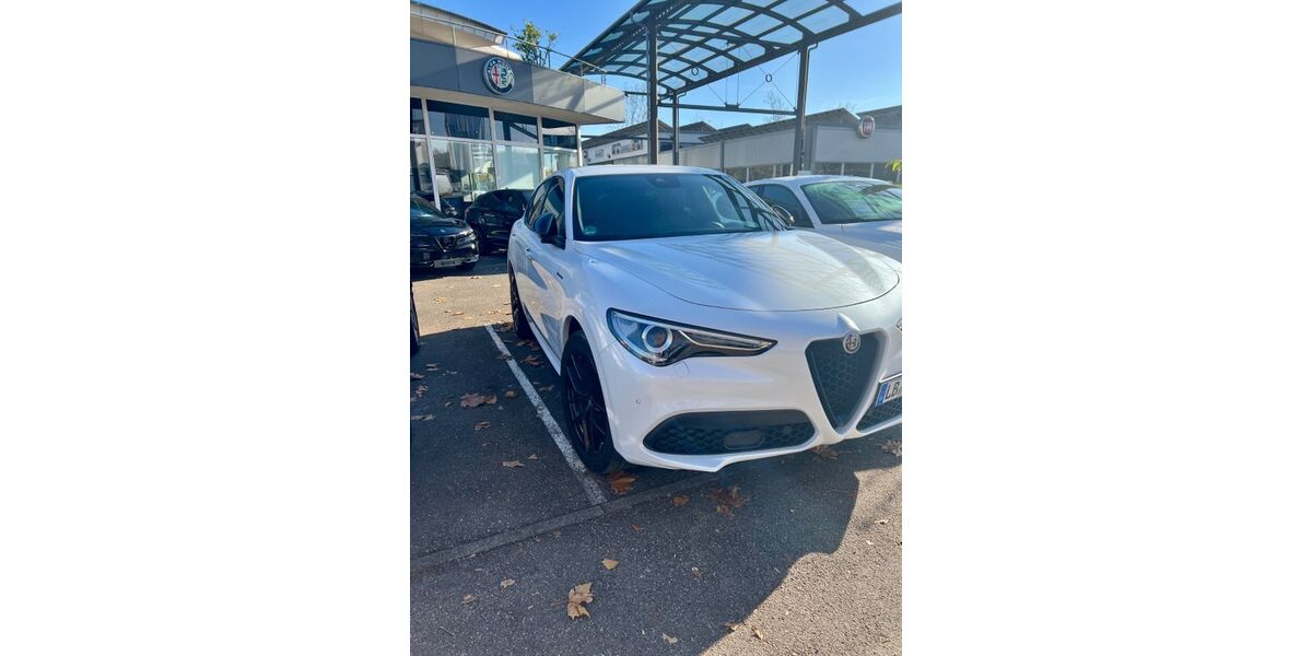 Alfa Romeo Stelvio 49.200 km 30.800 &euro; Möglingen 71696