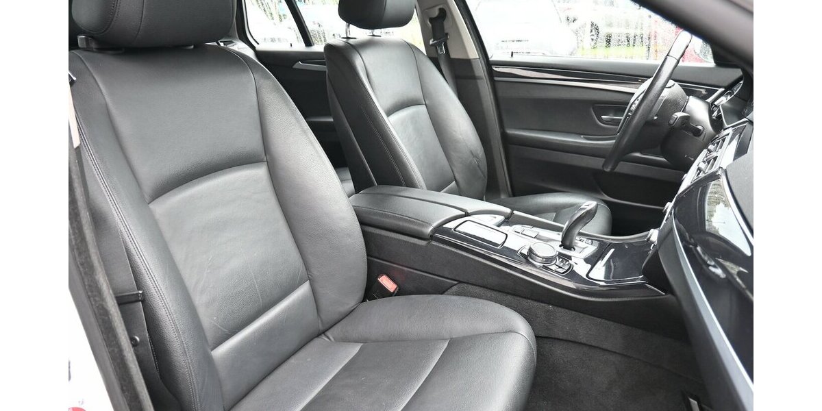 BMW 520d Aut tour Klimaaut Navi Leder BiXen 17Alus 258.000 km 11.400 &euro; Seevetal - Hittfeld 21218