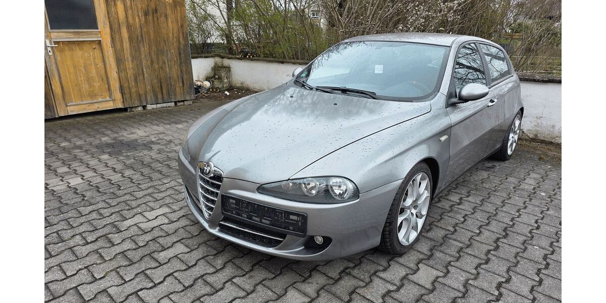 Alfa Romeo 147 145.400 km 3.690 &euro; Kümmersbruck 92245