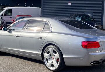 Bentley Flying Spur 98.515 km 62.999 &euro; Geislingen / Eybach 73312