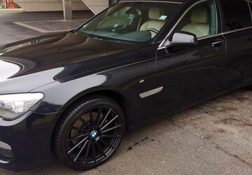 BMW 730 275.000 km 8.900 &euro; Troisdorf Spich 53842