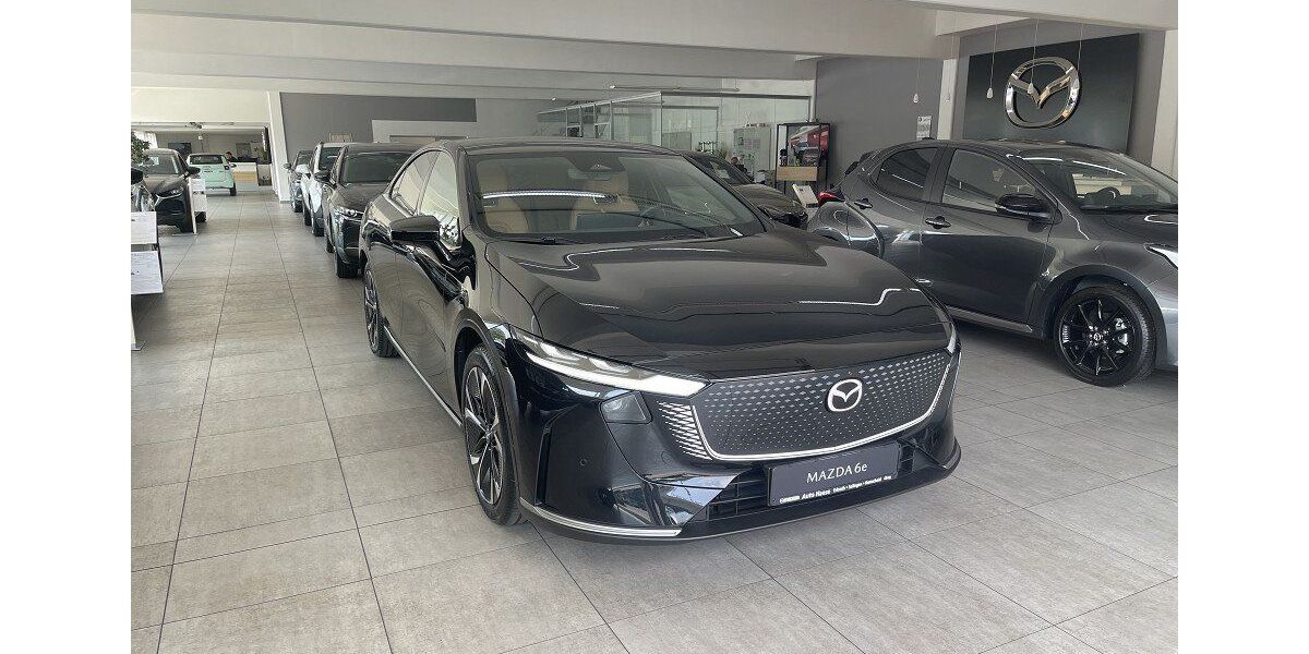 Mazda 6e 1.234 km 38.950 &euro; Remscheid 42855