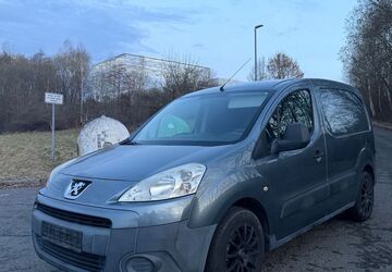 Peugeot Partner 96.000 km 2.990 &euro; Schwarzenberg 08340