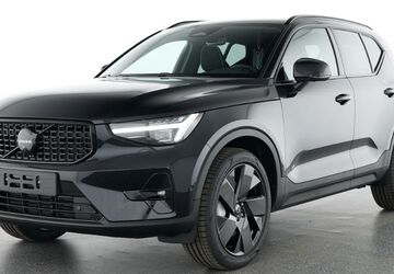 Volvo XC40 25.239 km 38.380 &euro; Aachen 52078