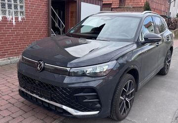 VW Tiguan 10.900 km 51.800 &euro; Lamspringe 31195