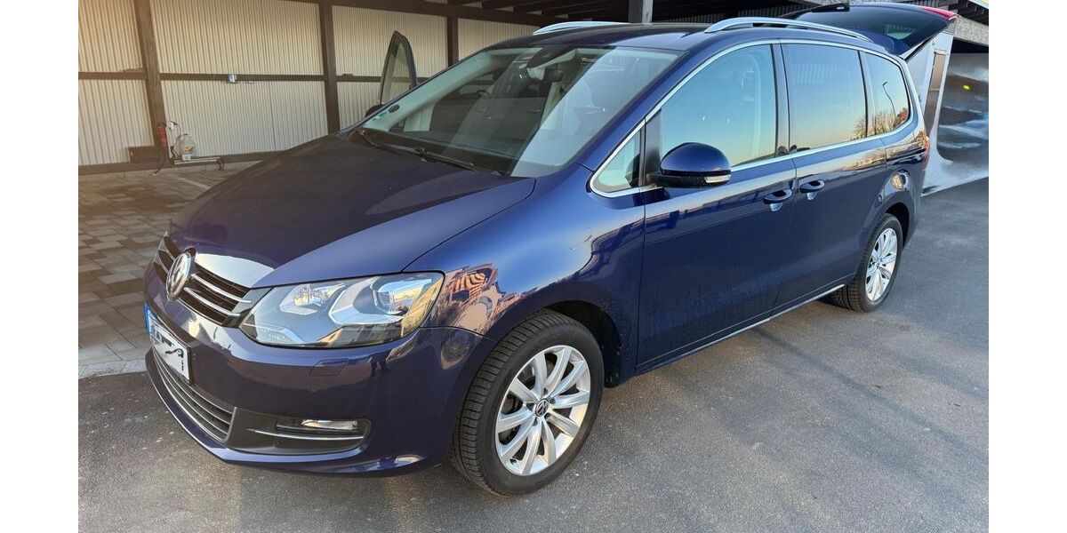 VW Sharan 220.607 km 17.499 &euro; Mintraching 93083