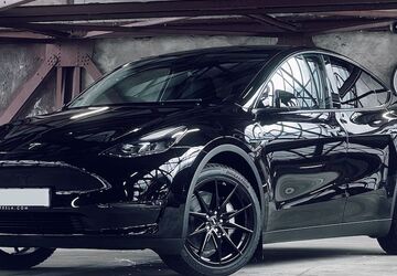 Tesla Model Y 62.000 km 33.900 &euro; Essen 45149