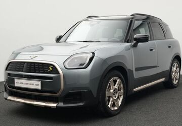 Mini Cooper SE Countryman 8.856 km 44.929 &euro; 