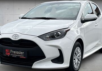Toyota Yaris 8.206 km 21.593 &euro; Klingenberg 63911