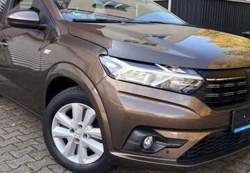 Dacia Logan 70.000 km 9.950 &euro; Kassel 34123