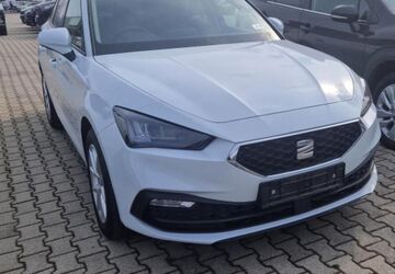 Seat Leon 26.800 km 23.770 &euro; Dessau-Roßlau 06842