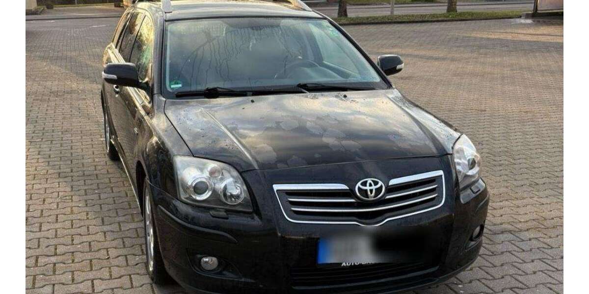 Toyota Avensis 330.000 km 2.500 &euro; Heidenheim an der Brenz 89520