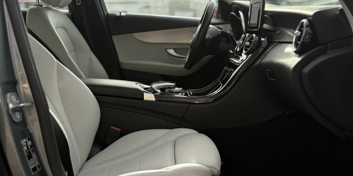 Mercedes-Benz C 220 D T BlueTec NAVI/PDC/SHZ/ACC/SPURHALTE/LED 99.900 km 17.900 &euro; Villingen-Schwenningen 78054