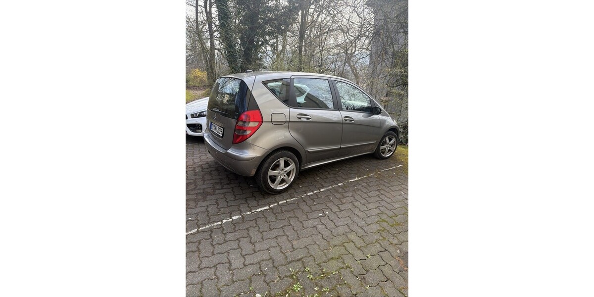 Mercedes-Benz A-Klasse 270.000 km 1.200 &euro; Siegen 57072