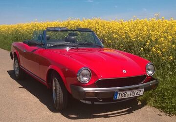 Fiat 124 Spider 97.000 km 16.900 &euro; Grünsfeld 97947