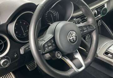 Alfa Romeo Stelvio 50.841 km 26.000 &euro; Höringen 67724