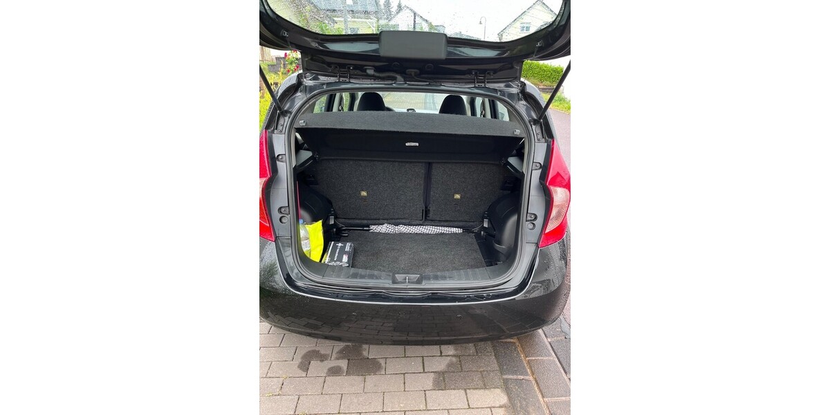 Nissan Note 162.000 km 4.800 &euro; Pellingen 54331