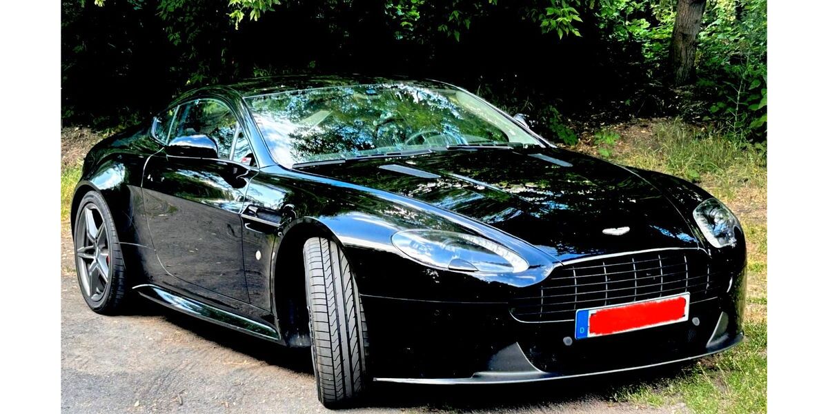 Aston Martin V8 Vantage 66.000 km 64.000 &euro; Berlin 10405