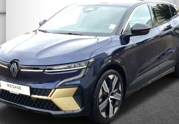 Renault Megane E-TECH 15.000 km 28.995 &euro; Halle 06132
