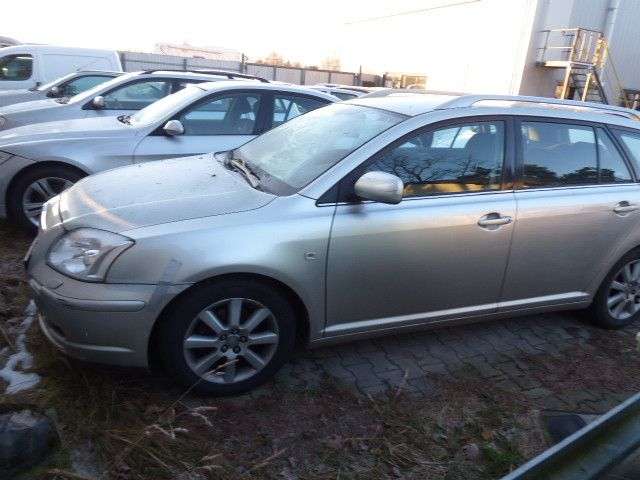 Toyota Avensis 214.113 km 2.450 &euro; Jänschwalde 03197