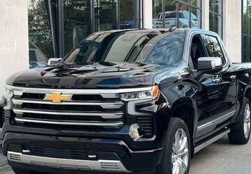 Chevrolet Silverado 7.900 km 69.900 &euro; München 81677