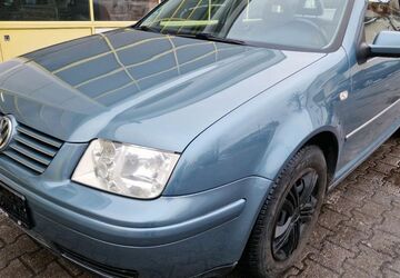 VW Bora 144.800 km 2.450 &euro; Rathenow 14712