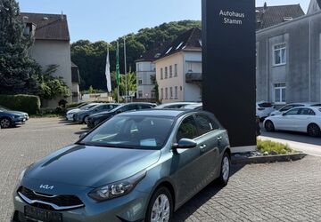 Kia ceed / Ceed 1.500 km 27.490 &euro; Arnsberg-Neheim 59755