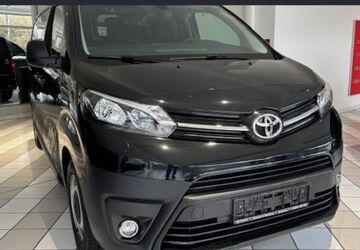 Toyota Proace (Verso) 50.700 km 24.900 &euro; Siegburg 53721