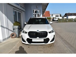 BMW X1 xDrive23d Aut. M Sportpaket Mild Hybrid PanoD 55.994 km 39.995 &euro; Donauwörth 86609