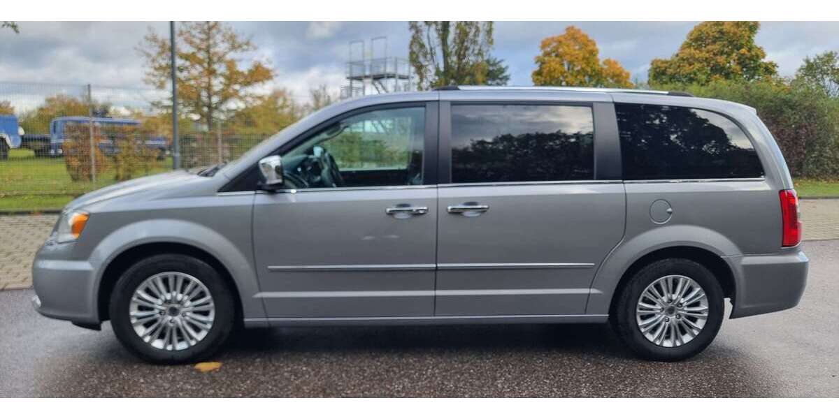 Lancia Voyager 241.000 km 14.990 &euro; Kraichtal 76703