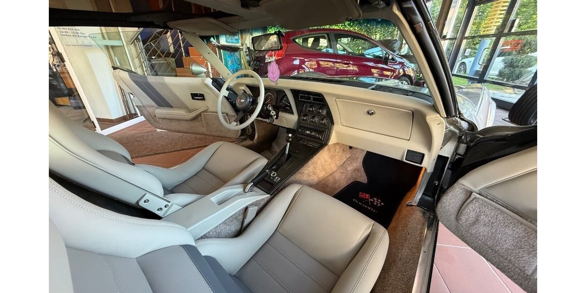 Corvette C3 Targa Collectors Edition 44.000 km 29.500 &euro; Rudolstadt 07407