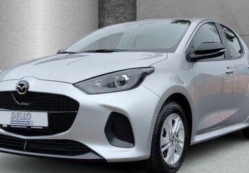 Mazda 2 Hybrid 3.766 km 22.980 &euro; Hamburg 21079