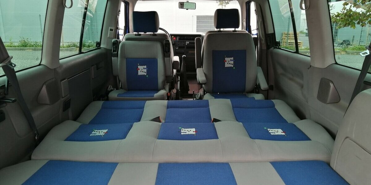 VW T4 Transporter Bus Multivan Atlantis AHK KAT 180.000 km 17.998 &euro; Landau 76829