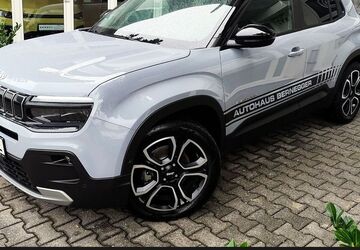 Jeep Avenger 5.000 km 35.950 &euro; Rosenheim 83022