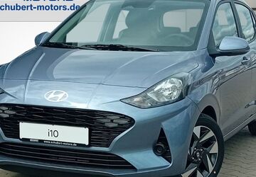 Hyundai i10 2.324 km 18.290 &euro; Magdeburg 39108