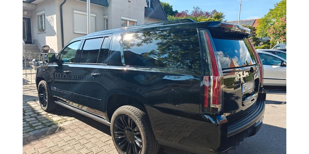 Cadillac Escalade 93.000 km 59.999 &euro; Passau 94032