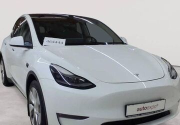 Tesla Model Y 74.520 km 29.389 &euro; Fernwald-Steinbach 35463