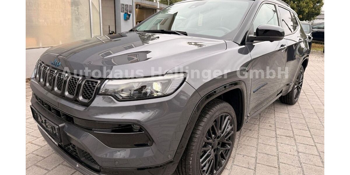 Jeep Compass 23.286 km 39.900 &euro; Schwaig 85445