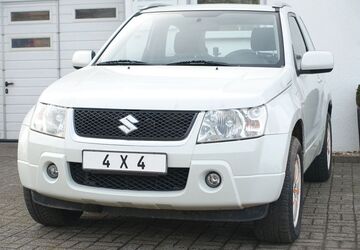 Suzuki Grand Vitara 238.000 km 2.990 &euro; Simmerath (bei Aachen) 52152
