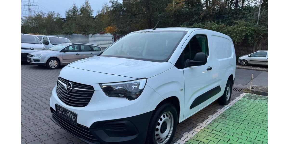 Opel Combo 129.000 km 11.890 &euro; Bottrop 46238