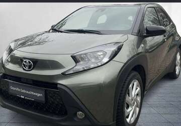Toyota Aygo 14.218 km 16.790 &euro; Hamburg 21079