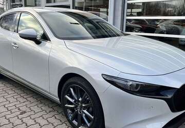 Mazda 3 3.550 km 28.980 &euro; Neumünster 24539