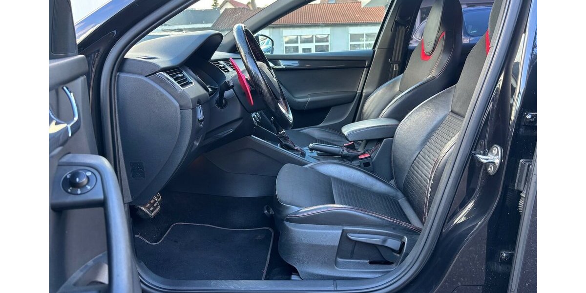 Skoda Octavia 2.0 TDI DSG Combi RS 298.000 km 7.500 &euro; Neckarsulm 74172